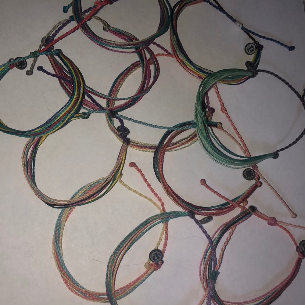 11 Pura Vida Bracelets